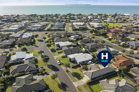 Photo of property in 11 Sarah Place, Papamoa Beach, Papamoa, 3118