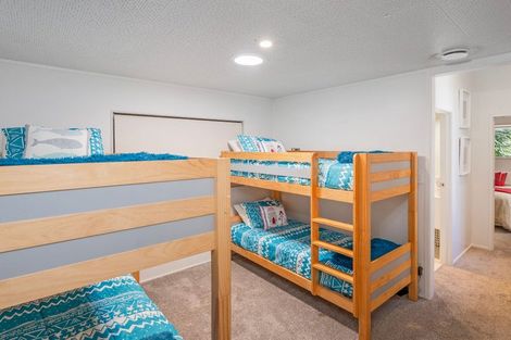 Photo of property in 112 Marram Place, Matarangi, Whitianga, 3592