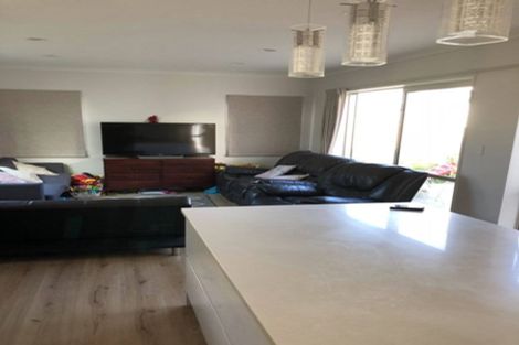 Photo of property in 54 Craigs Way, Hobsonville, Auckland, 0616