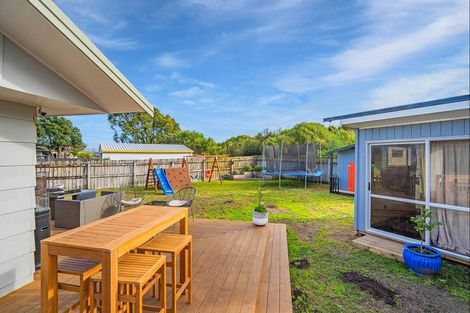 Photo of property in 21 Spackman Crescent, Paraparaumu, 5032