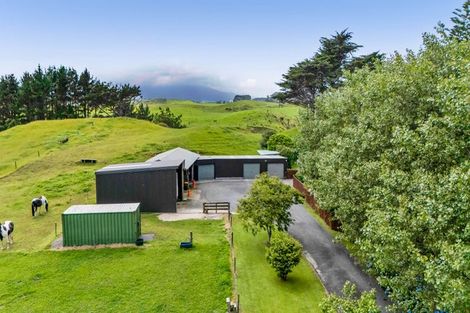 Photo of property in 5610 South Road, Rahotu, Opunake, 4681