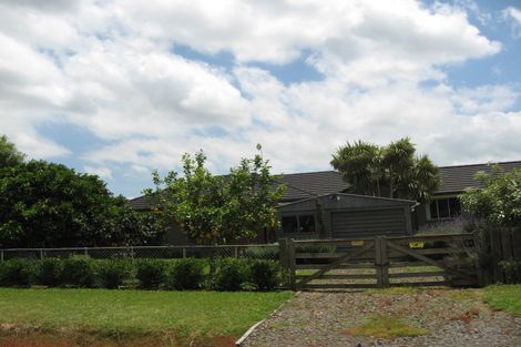 Photo of property in 198 Lewis Road, Karaka, Papakura, 2580