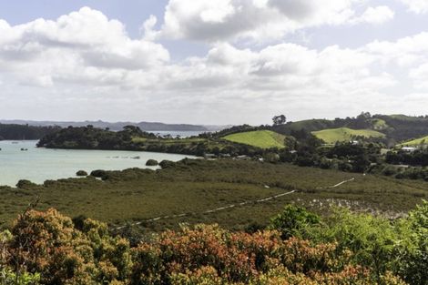 Photo of property in 9 Toi Track, Russell, 0272