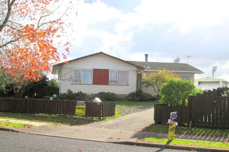 Photo of property in 76 Sikkim Crescent, Clover Park, Auckland, 2019