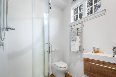 Photo of property in 65 Wiggins Street, Sumner, Christchurch, 8081