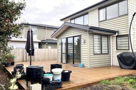 Photo of property in 73 Sturges Road, Henderson, Auckland, 0612