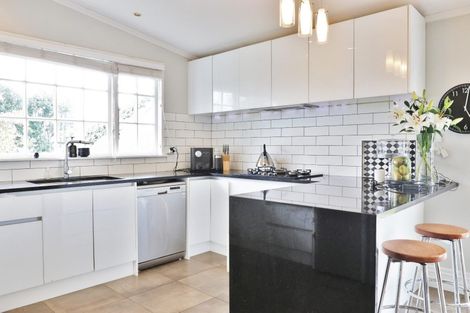 Photo of property in 128 Victoria Road, Devonport, Auckland, 0624