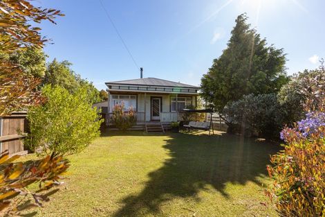 Photo of property in 35 Harrison Street West, Featherston, 5710
