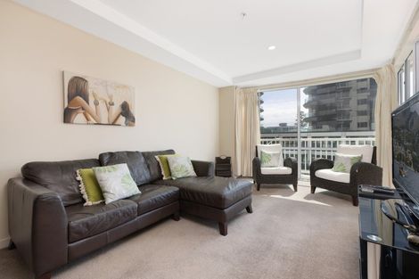 Photo of property in 16/12 Maunganui Road, Mount Maunganui, 3116