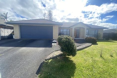 Photo of property in 47 Wayne Francis Drive, East Tamaki, Auckland, 2016