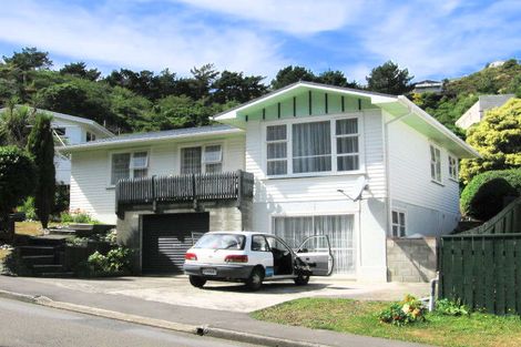 Photo of property in 46 Melrose Road, Island Bay, Wellington, 6023