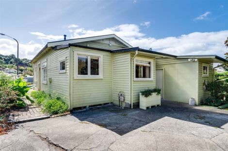 Photo of property in 48 Carnell Street, Napier South, Napier, 4110
