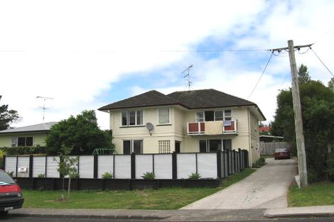 Photo of property in 36 Lauderdale Road, Birkdale, Auckland, 0626