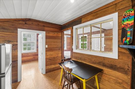 Photo of property in 342 Le Bons Bay Road, Le Bons Bay, Akaroa, 7583