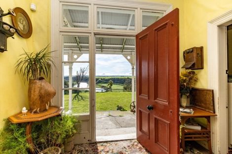 Photo of property in 1 Hadfield Street, Patea, 4520