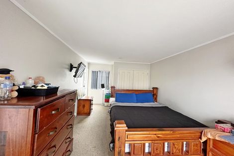 Photo of property in 6 Duxfield Drive, Ranui, Auckland, 0612
