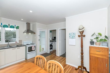 Photo of property in 70 Mount View Road, Melville, Hamilton, 3206