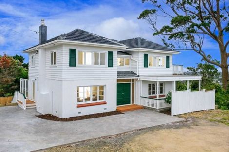 Photo of property in 187 Browns Bay Road, Browns Bay, Auckland, 0630