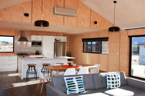 Photo of property in 7 Rankin Rise, Lake Tekapo, 7999