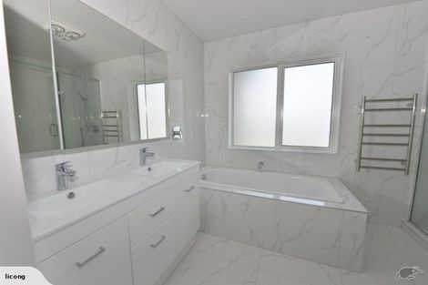 Photo of property in 14 Orchard Terrace, Riverhead, 0820