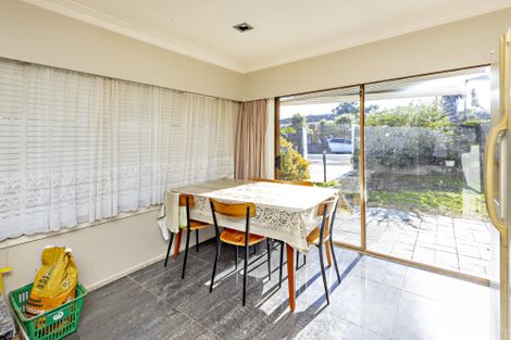 Photo of property in 7 Kelvyn Grove, Hillpark, Auckland, 2102