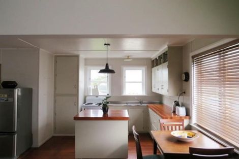 Photo of property in 7 Chard Street, Westown, New Plymouth, 4310