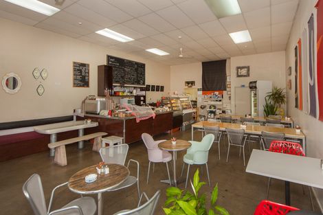 Photo of property in 11 Central Park Drive, Te Atatu South, Auckland, 0610