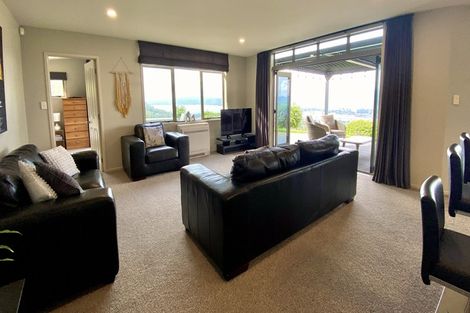 Photo of property in 82 Mountain Road, Western Heights, Rotorua, 3015