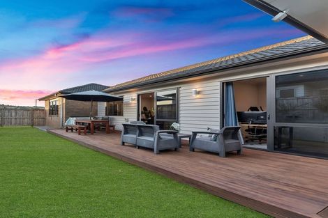 Photo of property in 41 Harriet Johnston Drive, Pokeno, 2402