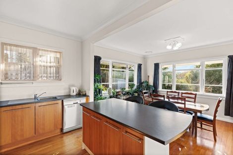 Photo of property in 33 Great North Road, Saint Johns Hill, Whanganui, 4501