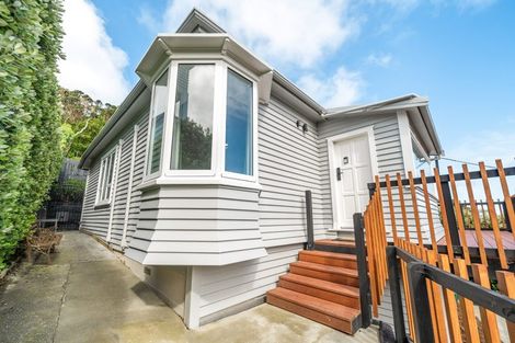 Photo of property in 147 Severn Street, Island Bay, Wellington, 6023