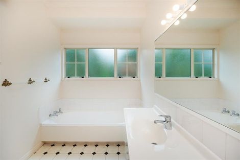 Photo of property in 3 Barnett Drive, Marton, 4710