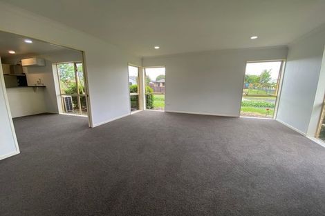 Photo of property in 3 Cairns Crescent, Rototuna, Hamilton, 3210