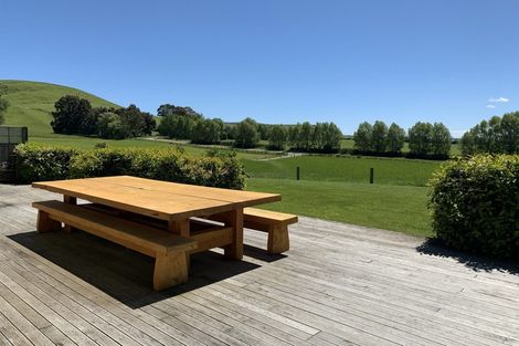 Photo of property in 11 Sinclair Road, Browns, Winton, 9782