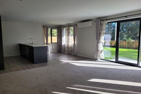 Photo of property in 77 Lincoln Road, Carterton, 5713