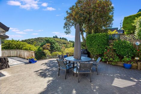Photo of property in 56 Molyneux Close, Whitby, Porirua, 5024