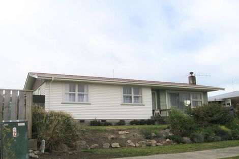 Photo of property in 28 Guildford Street, Tamatea, Napier, 4112