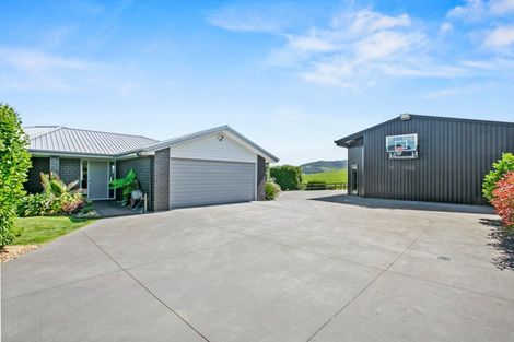 Photo of property in 169 Upper Pitone Road, Pitone, New Plymouth, 4374