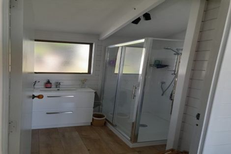 Photo of property in 2/32 Kenneth Hopper Place, Manly, Whangaparaoa, 0930