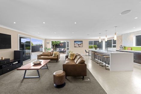 Photo of property in 64 O'halloran Road, Howick, Auckland, 2014