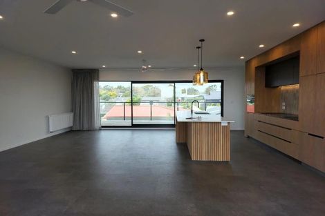 Photo of property in 1/1157 South Road, Oakura, 4314