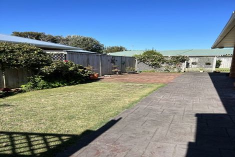 Photo of property in 4 Loader Place, Tawhero, Whanganui, 4501