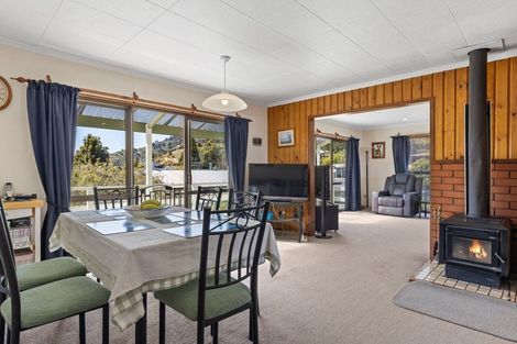 Photo of property in 296 Waikawa Road, Waikawa, Picton, 7220