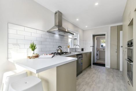 Photo of property in 5 Ngaio Street, Wainuiomata, Lower Hutt, 5014