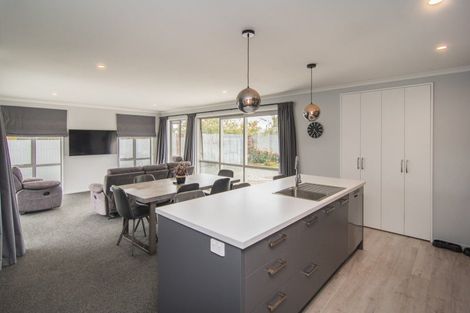 Photo of property in 16 Thomas Street, West End, Timaru, 7910