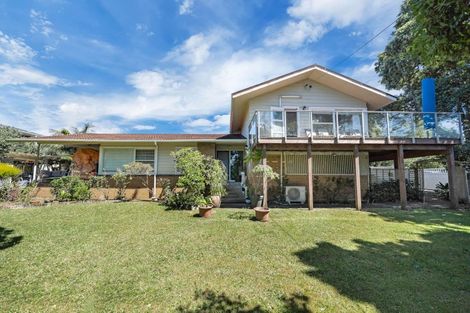 Photo of property in 2 Tudward Glade, Hillcrest, Auckland, 0627