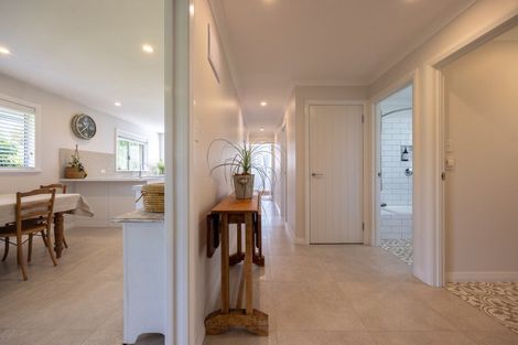 Photo of property in 4 Mercury Place, Wanaka, 9305