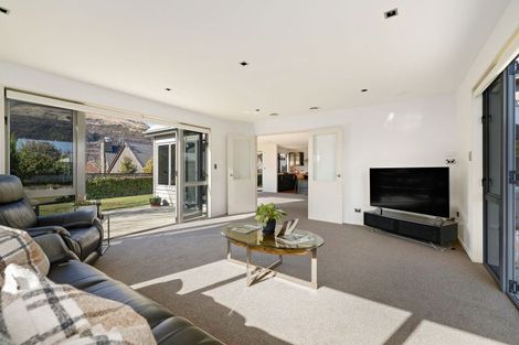 Photo of property in 84 Cotter Avenue, Arrowtown, 9302