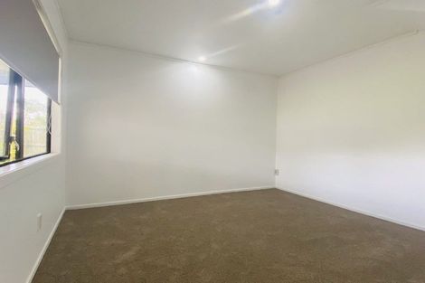 Photo of property in 198 Clovelly Road, Bucklands Beach, Auckland, 2012