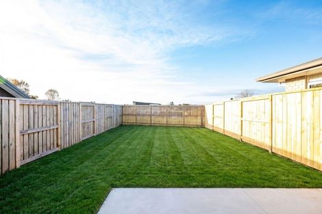 Photo of property in 19a Silverwood Lane, Leamington, Cambridge, 3495